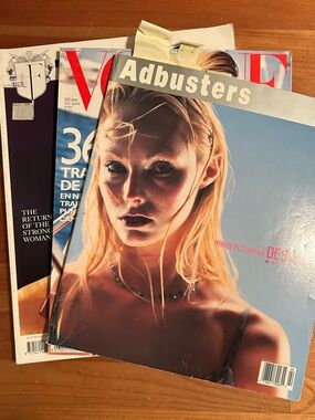 Y2K Magazine Collecion